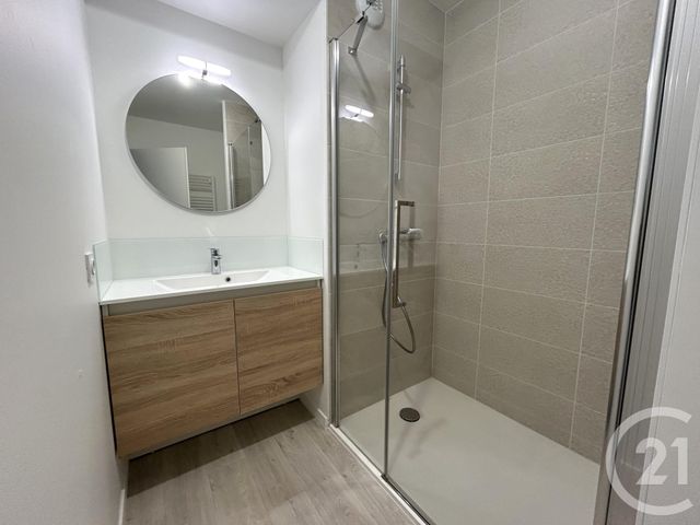 Appartement T3 à louer - 3 pièces - 62.93 m2 - QUESTEMBERT - 56 - BRETAGNE - Century 21 Jego Immobilier