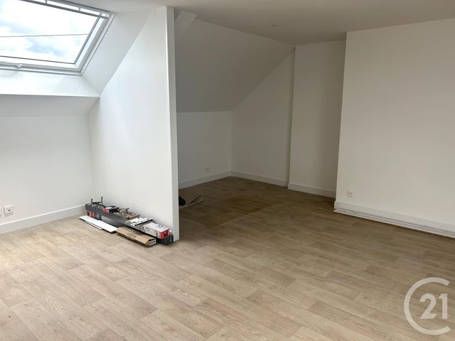Appartement Studio à louer - 1 pièce - 27.89 m2 - MUZILLAC - 56 - BRETAGNE - Century 21 Jego Immobilier