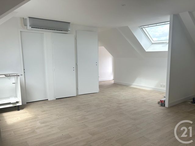 Appartement Studio à louer - 1 pièce - 27.89 m2 - MUZILLAC - 56 - BRETAGNE - Century 21 Jego Immobilier