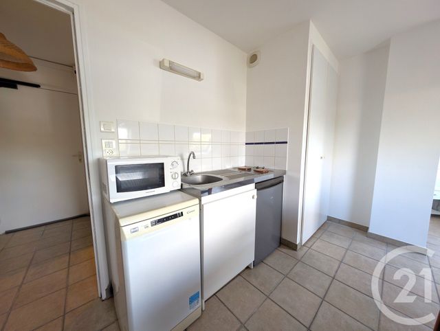 Appartement F1 à louer - 1 pièce - 26.3 m2 - ARZAL - 56 - BRETAGNE - Century 21 Jego Immobilier