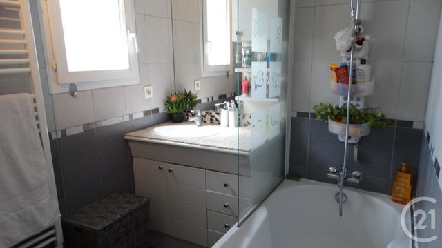Afficher la photo en grand maison à vendre - 6 pièces - 70.0 m2 - LA TRINITE SURZUR - 56 - BRETAGNE - Century 21 Jego Immobilier